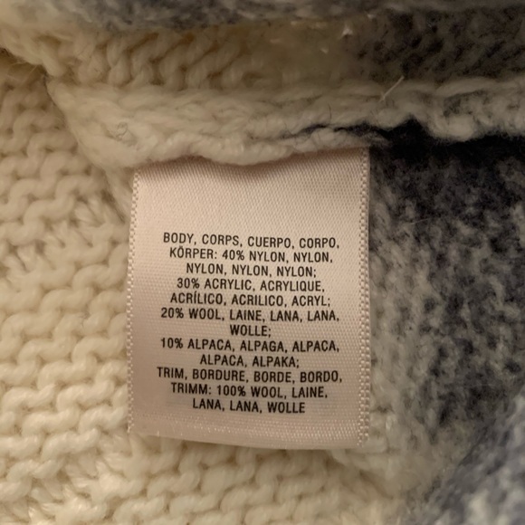 NWT 🌼 Anthro Field Flower Feltwork Sweater - Picture 7 of 7